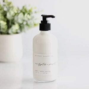 🆕🤍ORGANIC EUCALYPTUS + SEA SALT HAND + BODY LOTION